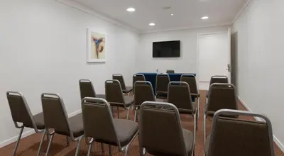 Uma televisão e/ou sistema de entretenimento em Comfort Hotel Fortaleza
