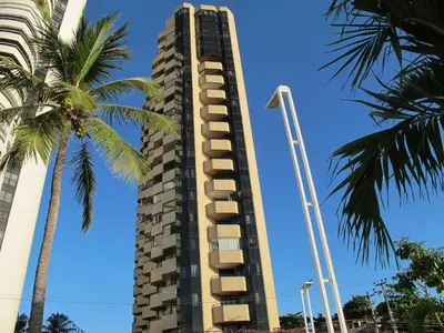 O edifício onde o apartamento está situado
