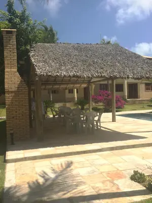 O edifício onde o apartamento está situado