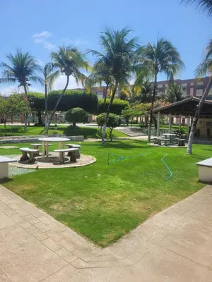 Um jardim no exterior de MB06101 - Morro Branco - Térreo - 3 quartos - 2 suites