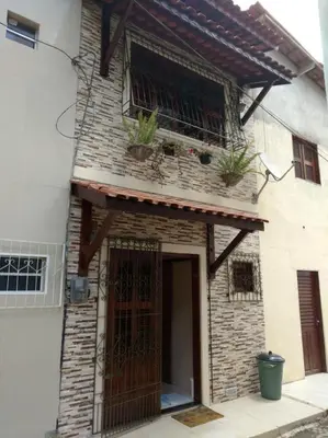 O edifício onde o apartamento está situado