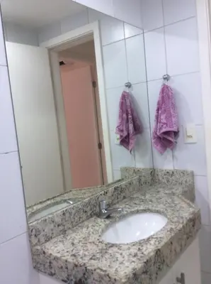 Uma casa de banho em Condomínio Palm Beach