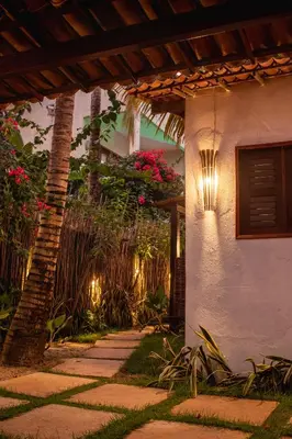 Um jardim no exterior de Sunset Jeri Flat ate 3x