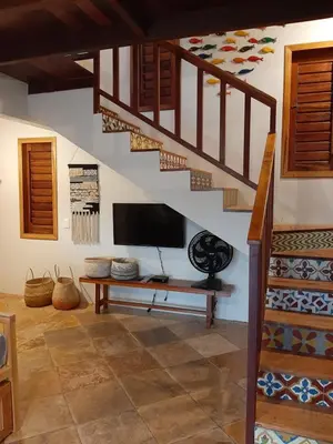 Uma televisão e/ou sistema de entretenimento em Casas Capulana