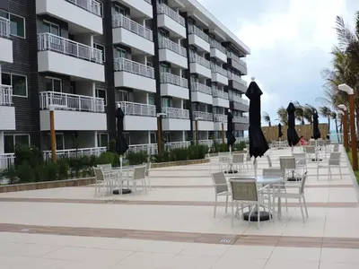O edifício onde o apartamento está situado