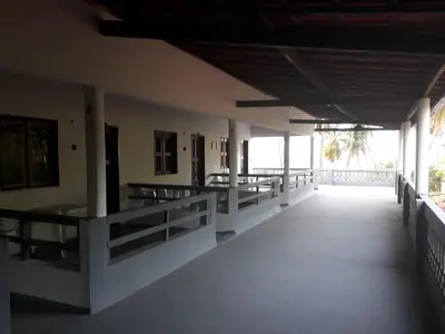Um restaurante ou outro lugar para comer em Pousada Aconchego
