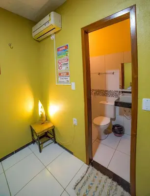 Uma casa de banho em Pousada Sena