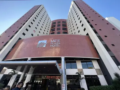A planta de Particular Deluxe Iate Plaza