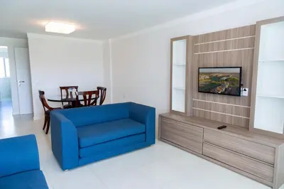 Uma televisão e/ou sistema de entretenimento em Golf Ville Resorts Suites