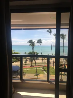 Uma vista do mar geral ou uma vista do mar a partir do aparthotel