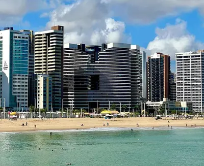 Uma praia em ou perto da casa de férias
