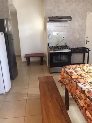 A cozinha ou kitchenette de Mansão Triplex 10 Suítes a 150 metros do Mar e Beach Park