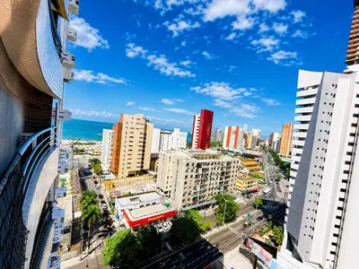 Uma vista geral de Fortaleza ou a vista da cidade a partir do apartamento