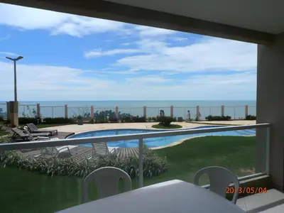 A piscina em ou perto de Apart Canoa Quebrada