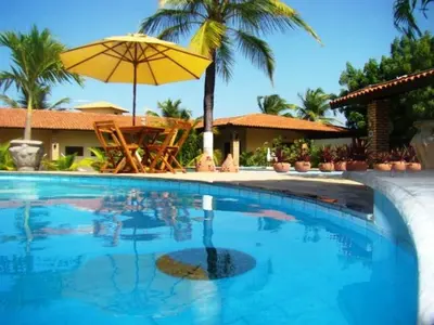 A piscina em ou perto de Pousada Casa Dona Rosa