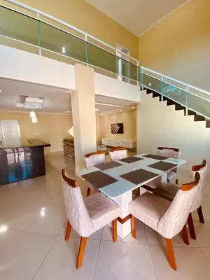 A planta de Casa em flecheiras com piscina