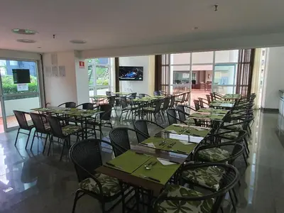 Uma televisão e/ou sistema de entretenimento em Beach Class Exclusive