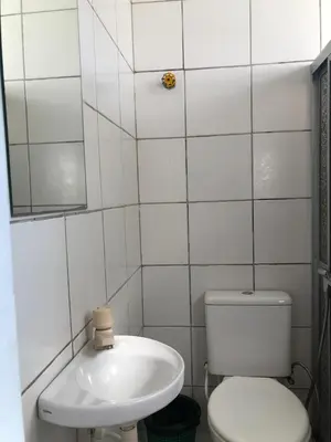 Uma casa de banho em Hotel Oiticica