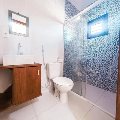 Uma casa de banho em Chalés Pulo do Gato