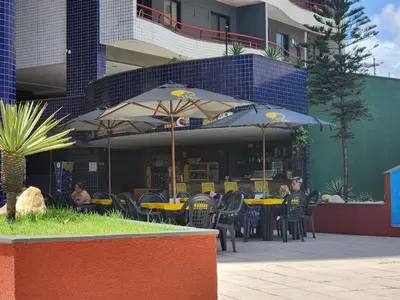Um restaurante ou outro lugar para comer em Condomínio Porto de Iracema
