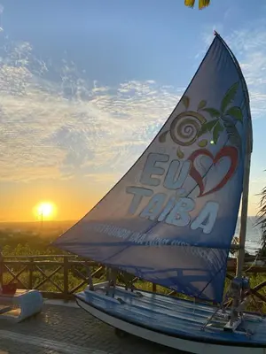 O nascer ou o pôr do sol visto a partir do apartamento