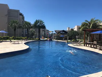A piscina em ou perto de Riviera Aquiraz Golf Beach Place Ceará - Apartamento pé na areia