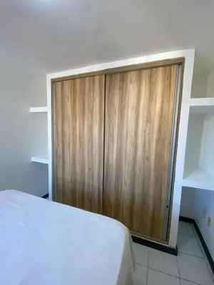 Uma cama ou camas num quarto em Apartamento Meireles - 2 Suites com Ar Condicionado