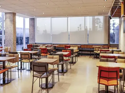 Um restaurante ou outro lugar para comer em ibis Caucaia Porto do Pecem