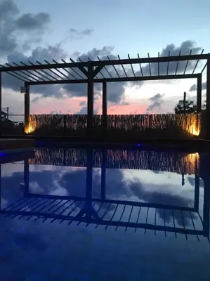 A piscina em ou perto de UMAMI RESIDENCE