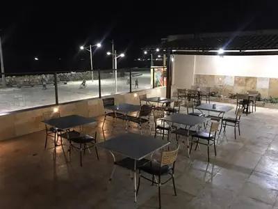 Um restaurante ou outro lugar para comer em 403 Flat mobiliado Praia de Iracema