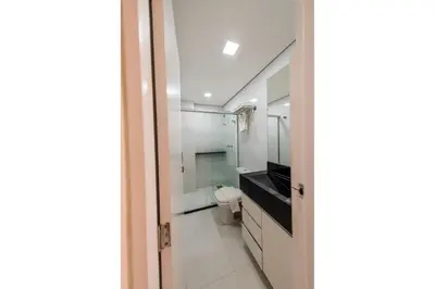 Uma casa de banho em 507 Lindo Flat mobiliado na Praia de Iracema