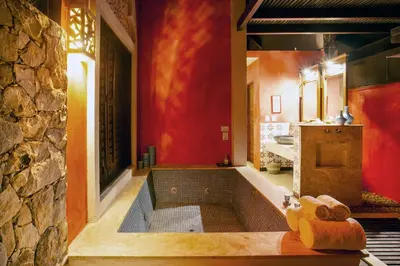 Uma casa de banho em Zorah Beach Hotel