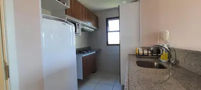 A cozinha ou kitchenette de VG SUN CUMBUCO - PARAÍSO PÉ NA AREIA PARA 4 PESSOAS - COM HIDRO, SAUNA, PISCINA, COZINHA COMPLETA, PARQUINHO E WI-Fl