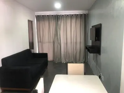 Uma televisão e/ou sistema de entretenimento em Via Venetto - Particular