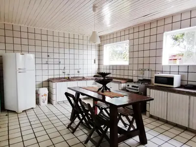 A cozinha ou kitchenette de Villa Oloh com lazer completo em Caucaia - CE