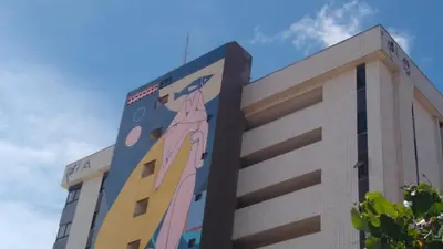 O edifício onde o apartamento está situado