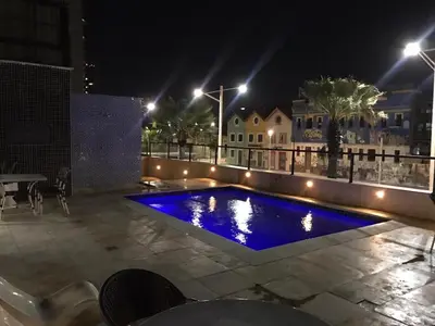 A piscina em ou perto de 106 Flat mobiliado na Praia de Iracema