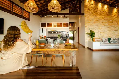 Uma área de estar em Casa ADOBE Preá - FRENTE MAR!