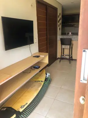 Uma televisão e/ou sistema de entretenimento em Kariri Beach - 207 - Praia do Cumbuco, Caucaia