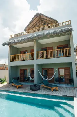 A piscina em ou perto de Vila Tuga
