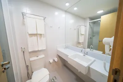 Uma casa de banho em Stop Way Hotel Fortaleza