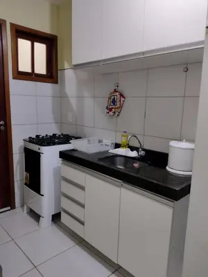 A cozinha ou kitchenette de Chalé para temporada no Centro de Guaramiranga