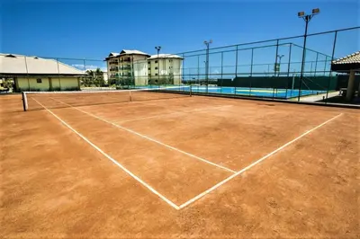 Comodidades para jogar ténis e squash em VG SUN Apartamento com vista para o mar - High speed internet ou nas proximidades