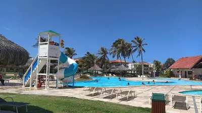 A piscina em ou perto de Apartamento Aquaville Pé na areia e Água coco
