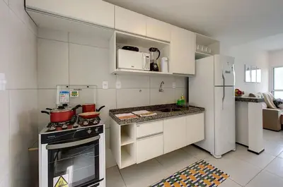 A cozinha ou kitchenette de Beach Townhouses #C6 - Triplex por Carpediem