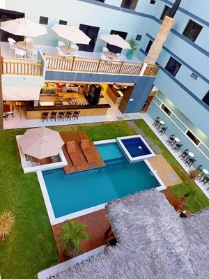 A piscina em ou perto de HOTEL KICHARME PONTAL