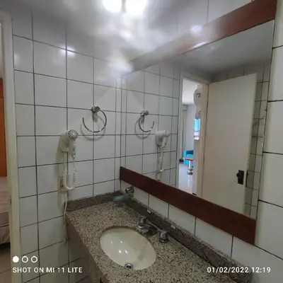 Uma casa de banho em Meireles 6, PRAIA MANSA Vista al Mar, Perto de tudo