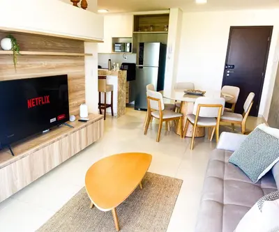 A cozinha ou kitchenette de Apto com vista para o mar próximo ao Beach Park