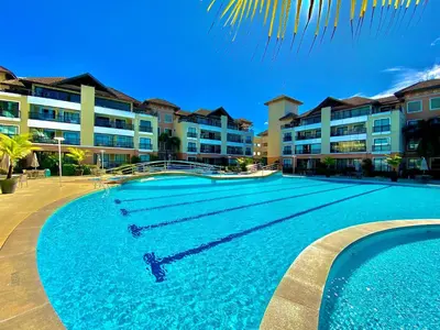 A piscina em ou perto de Condomínio Mediterranee Residence por Be My Guest
