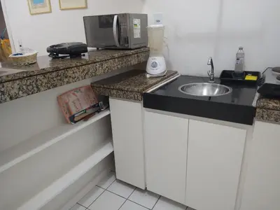 A cozinha ou kitchenette de Vila Costeira Beira Mar 104 Praia do Meireles